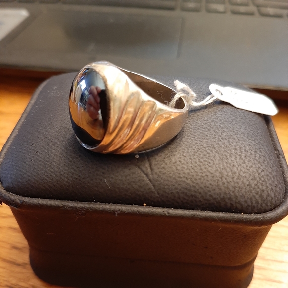 Man's  Jewelry - Picture 4 of 8